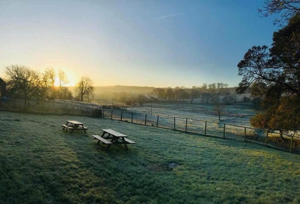 Gratton Grange Farm Acomodação com café da manhã Elton  Exterior foto